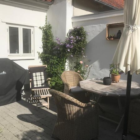 *****Elegant Feriebolig I Hjertet Af Kerteminde Villa Exterior photo